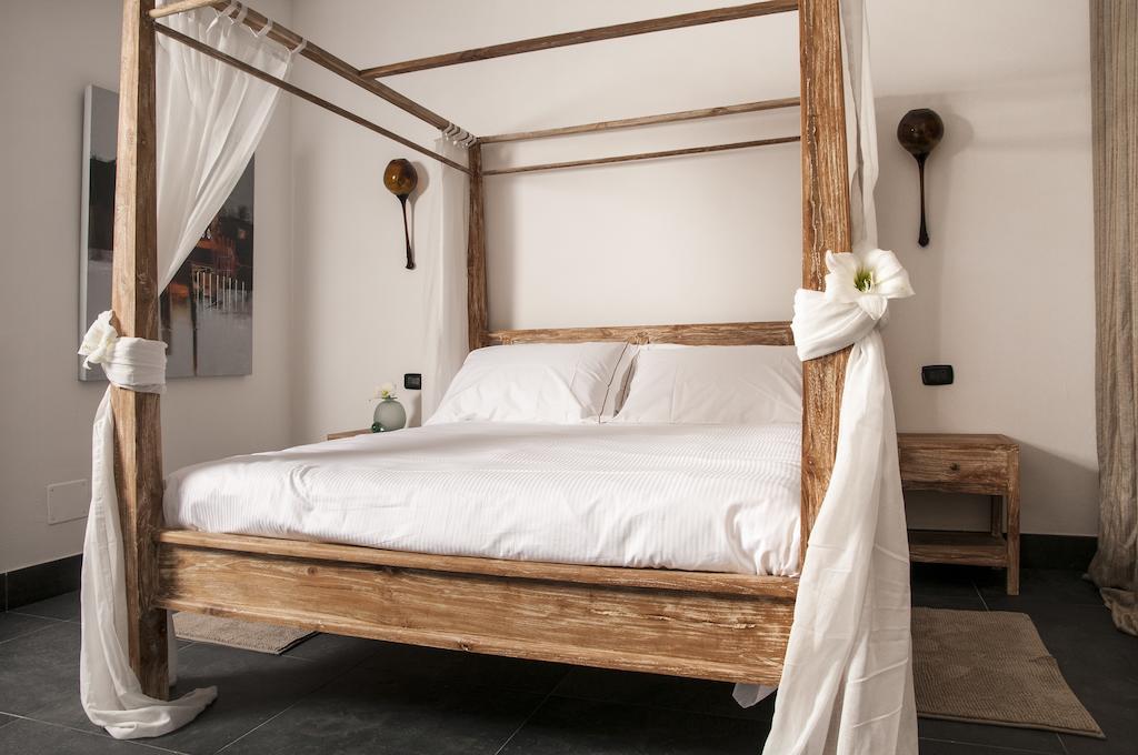 Bed and Breakfast Seven Maze Charming House Бари Номер фото
